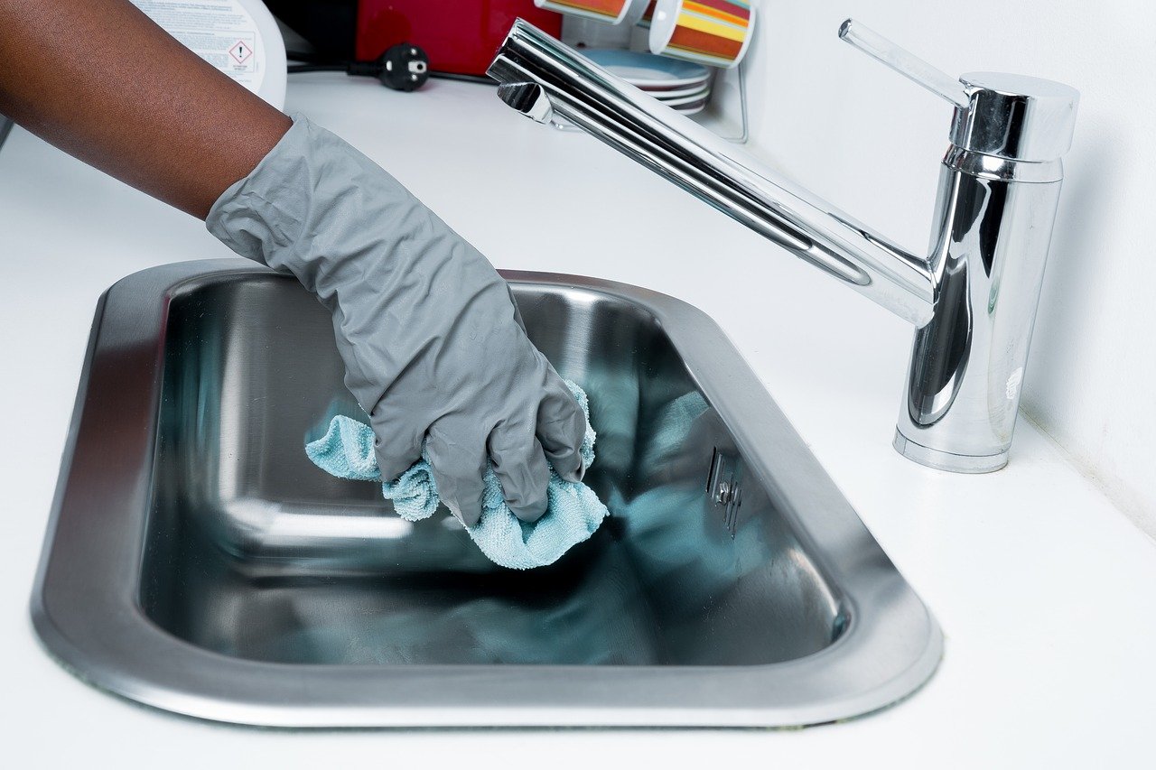 cleaning the sink