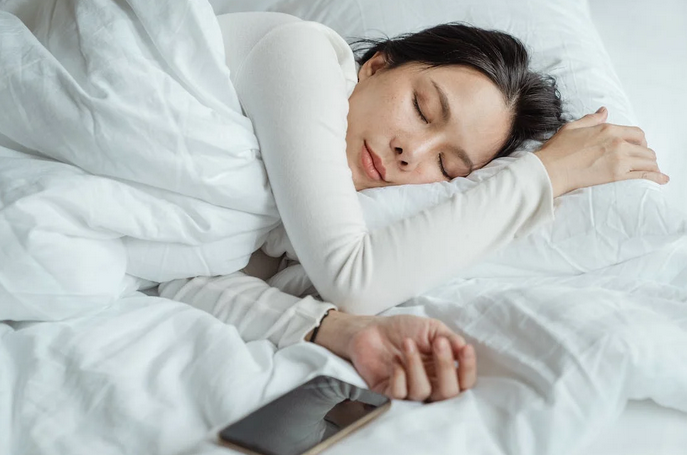 Easy Hacks to Make Your Bedroom a Total Sleep Sanctuary